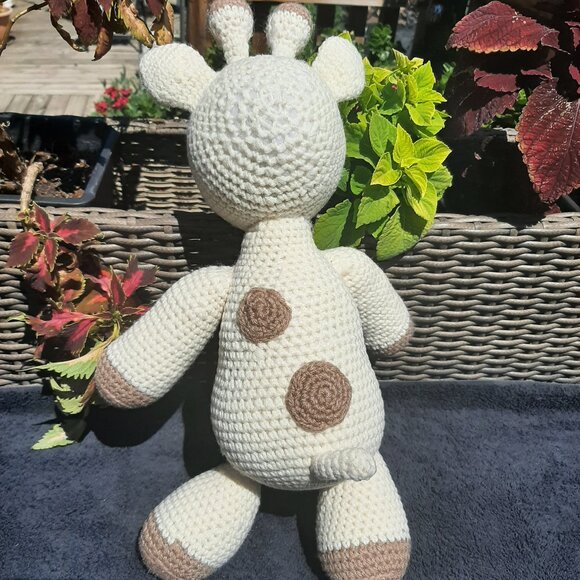Artisan Made Hand Crocheted Giraffe Tan White Brown Spots 16" - Picture 5 of 9